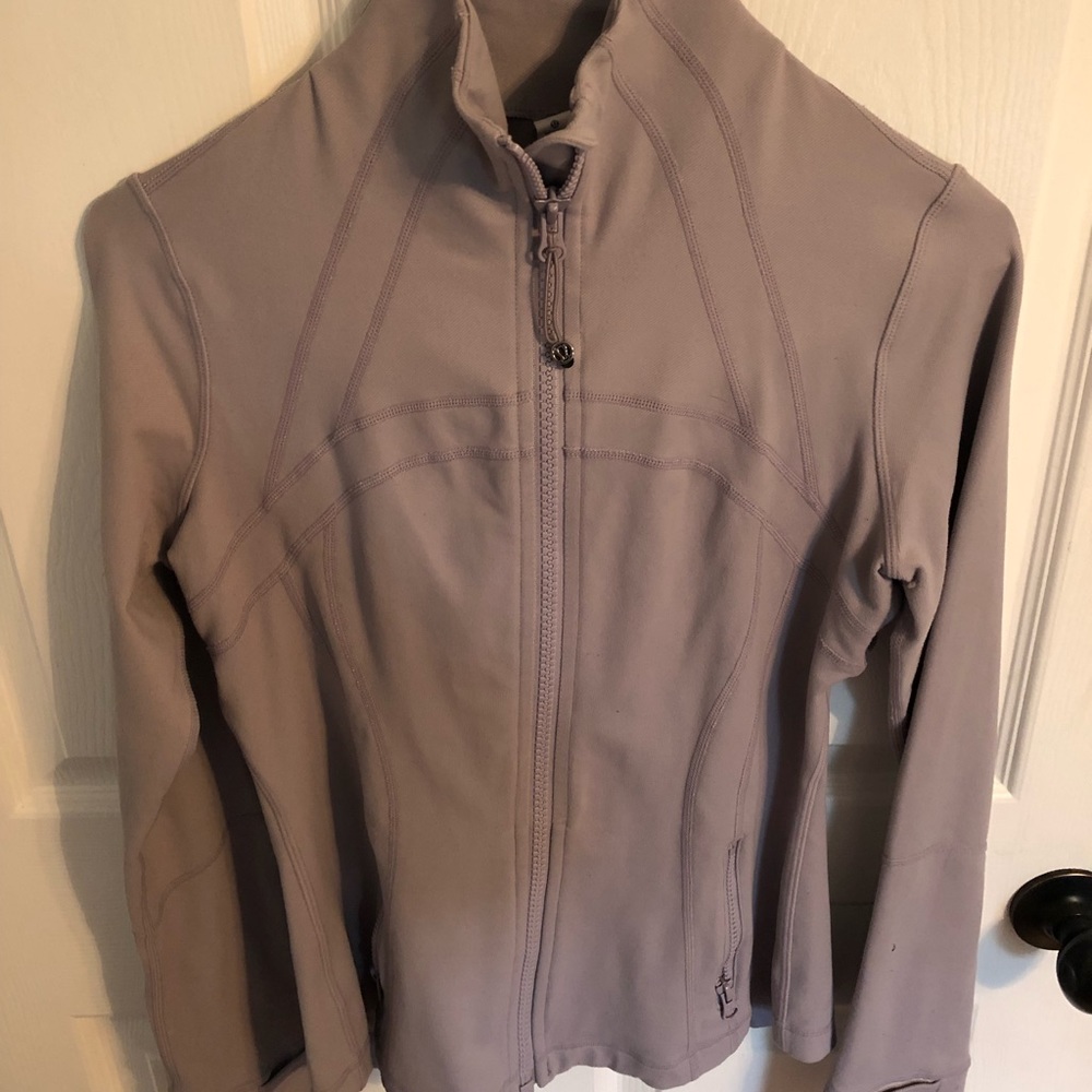 LULU LEMON ZIP UP